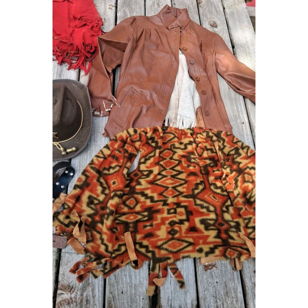 Cowboy Costume Lot Boys 6-8 Vintage Western Outfits,Props, Hats - Picture 9 of 11